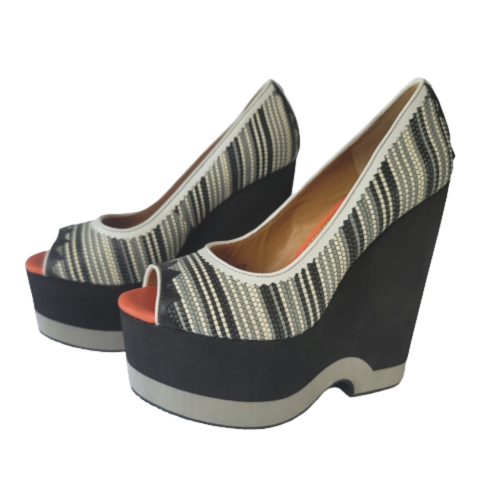 Blonde Ambition Felina Black & Grey Platform Wedge Heel Shoes Women's Size 6.5